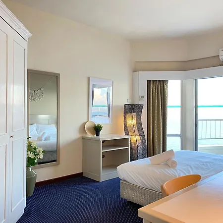 Rainbow Paradise With Beach In Tanjung Bungah Tanjung Bungah  Exterior photo