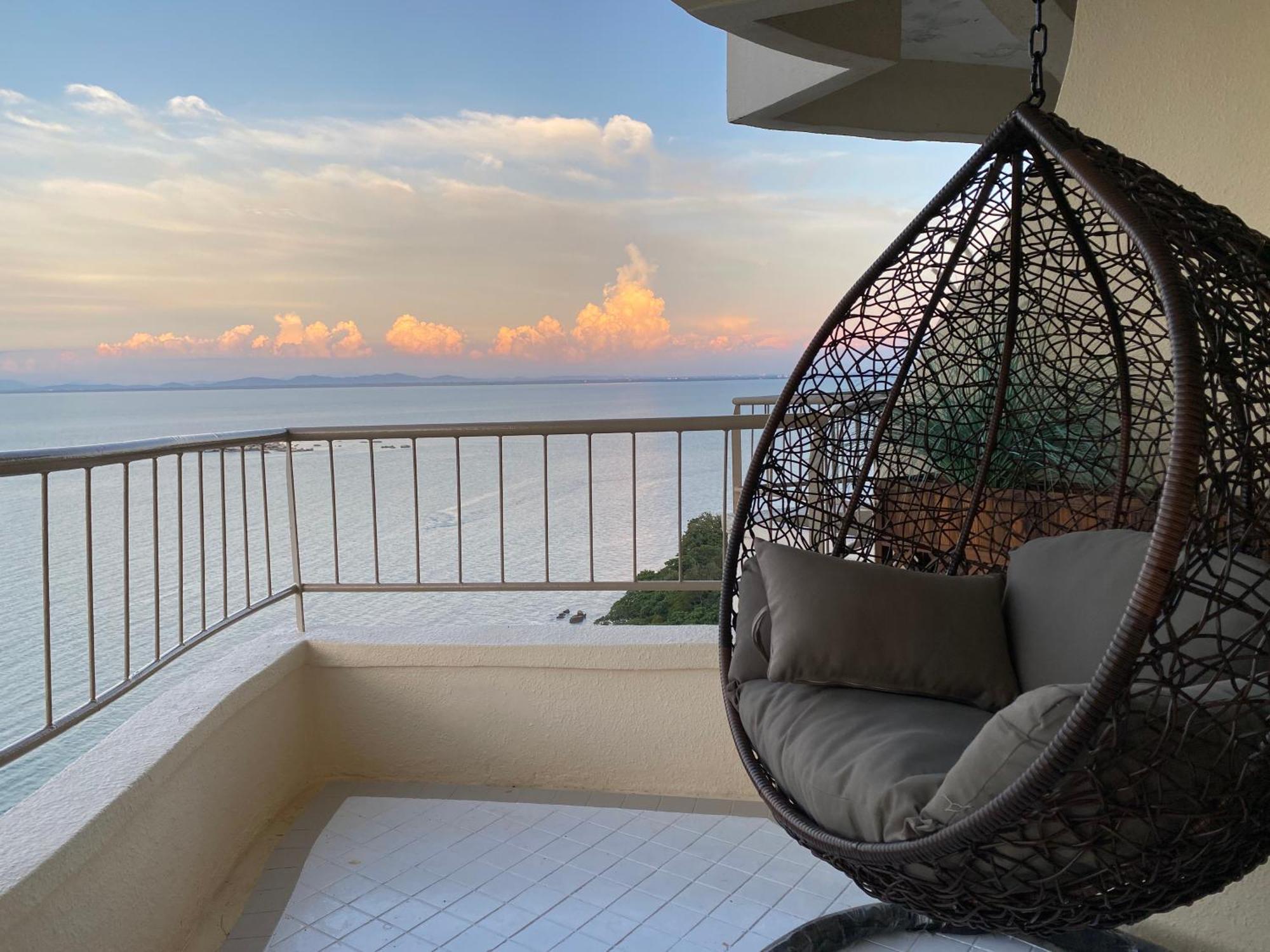 Apartment Rainbow Paradise With In Tanjung Bungah Tanjung Bungah (Penang)