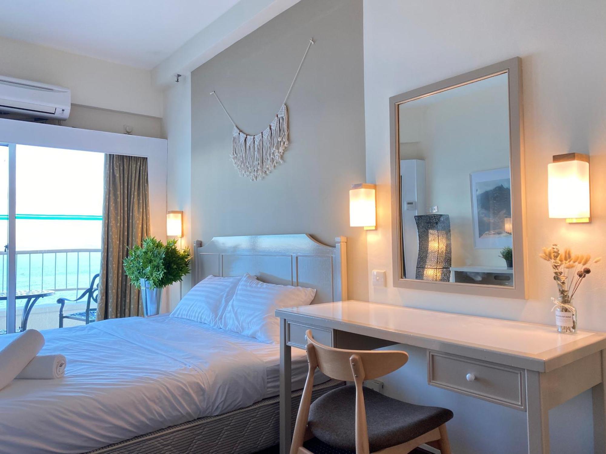 Rainbow Paradise With In Tanjung Bungah Apartment