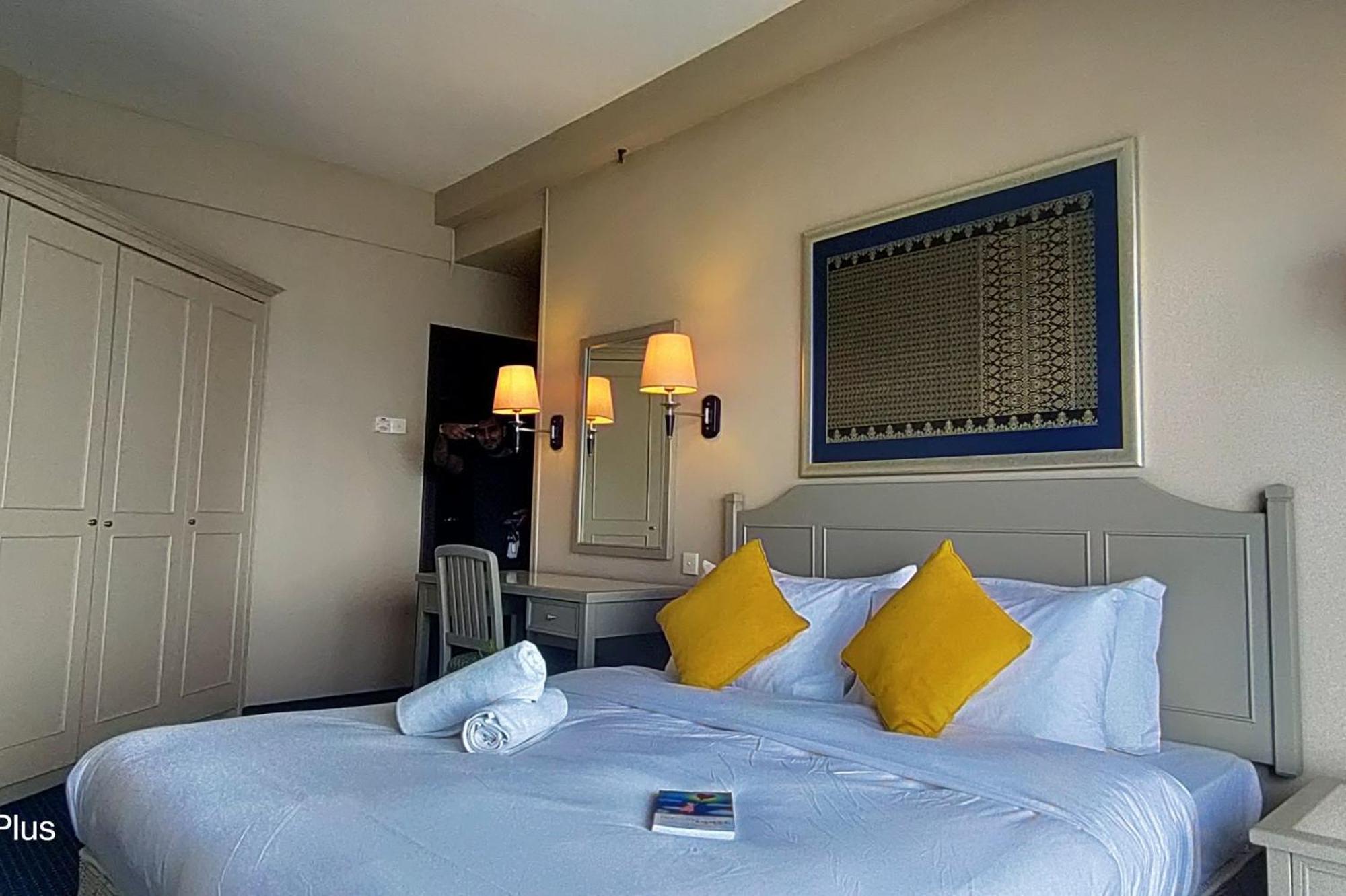 Apartment Rainbow Paradise With In Tanjung Bungah