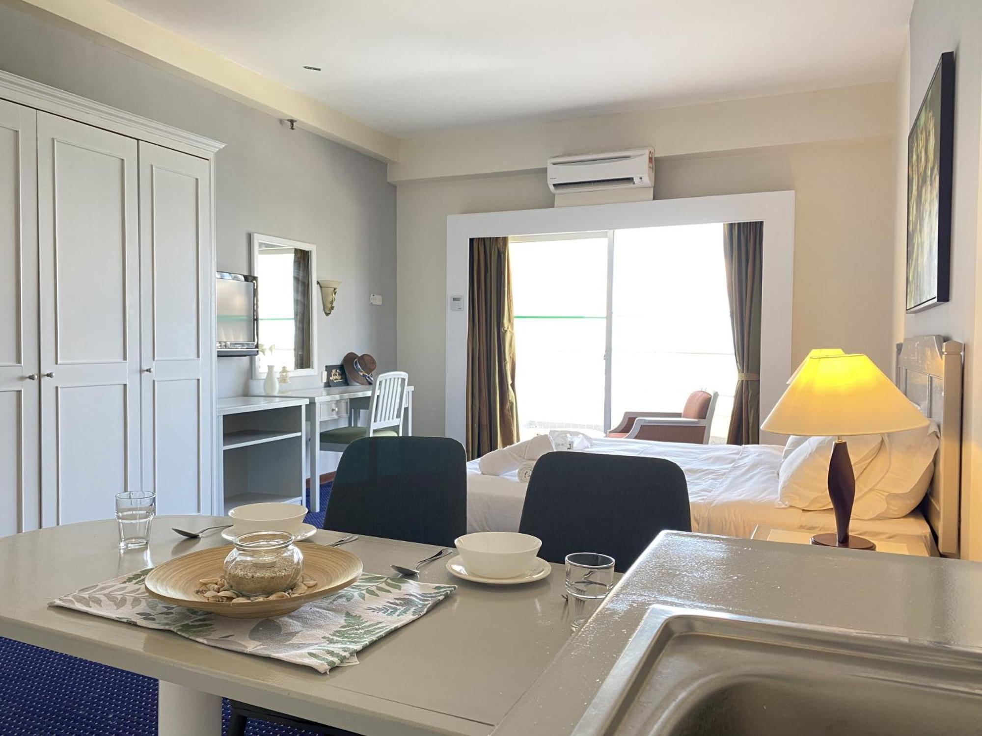 Apartment Rainbow Paradise With In Tanjung Bungah Tanjung Bungah (Penang)